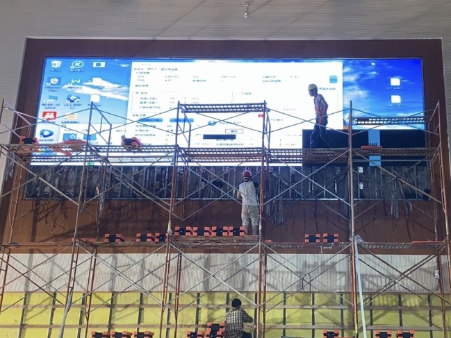 成都戶外顯示屏的日常維護(hù)要點